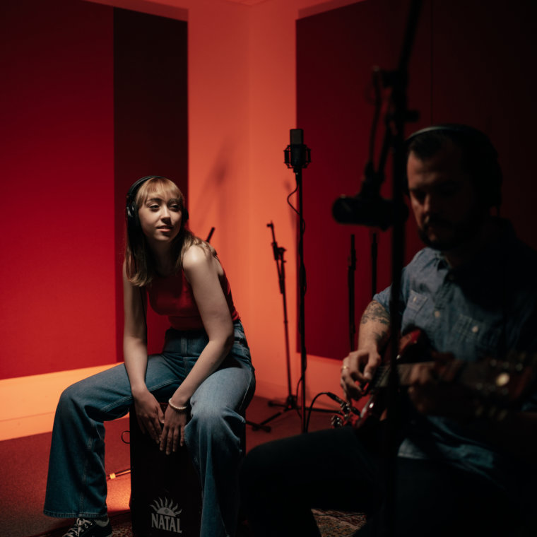 student-recording-in-studio