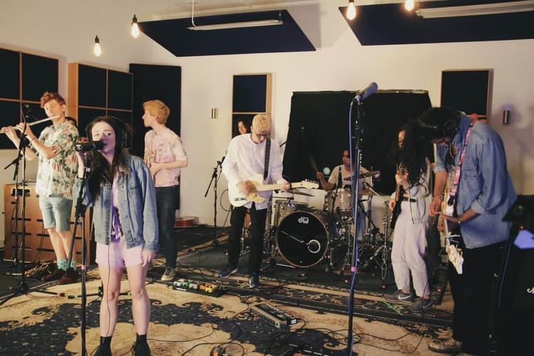 Music-Business-Degrees-UK Music Business Courses